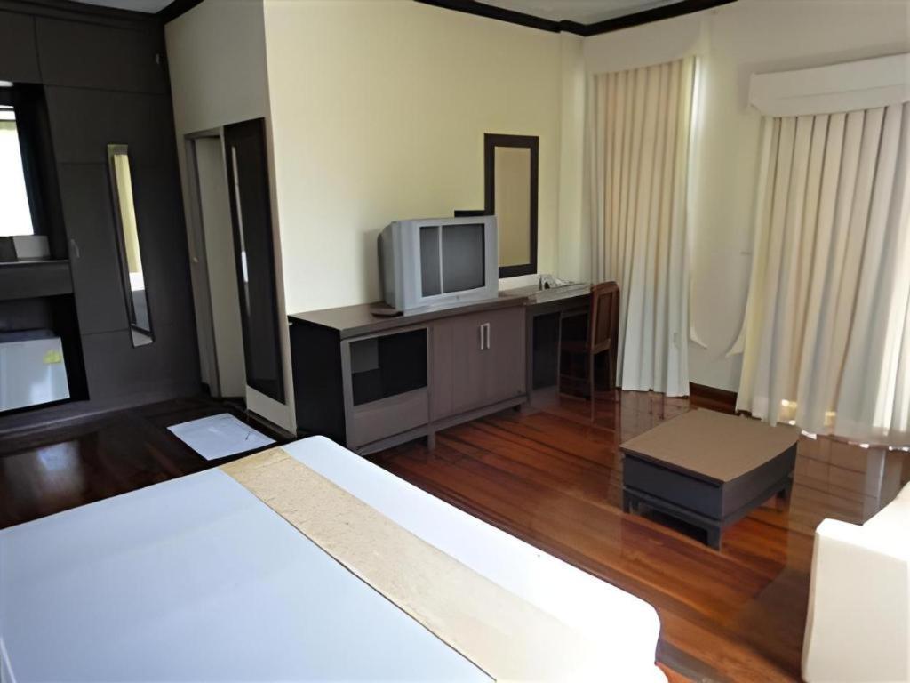 Kasem Garden Hotel Surin Ban Nong Tao Exterior foto